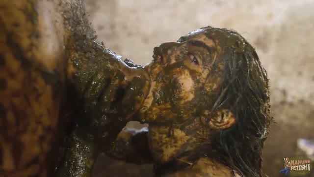 Kaitlyn Katsaros – Rough Fuck In Cowshit thumbnail